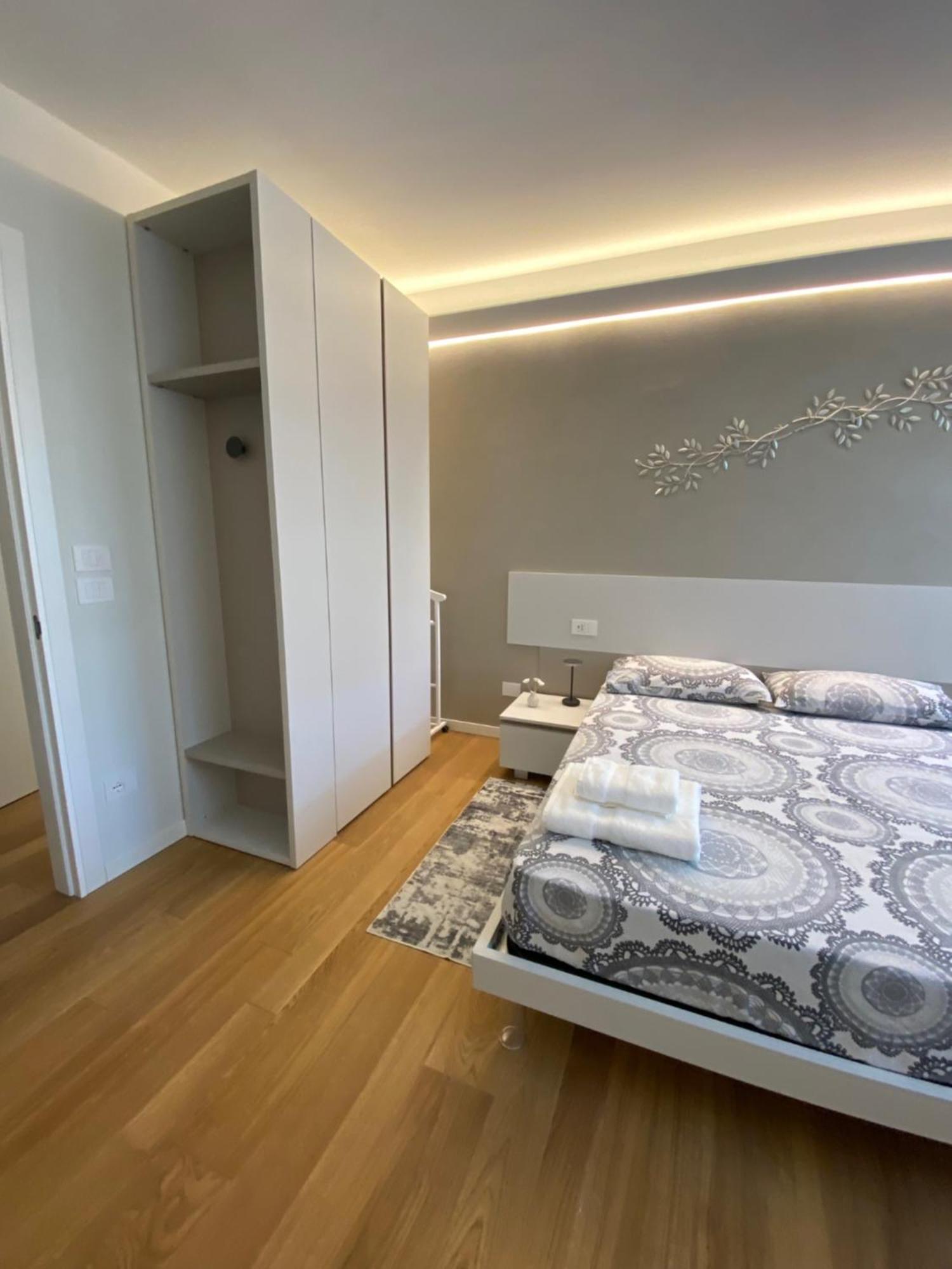 Hz+ Costantini Apartment Pordenone Exterior foto